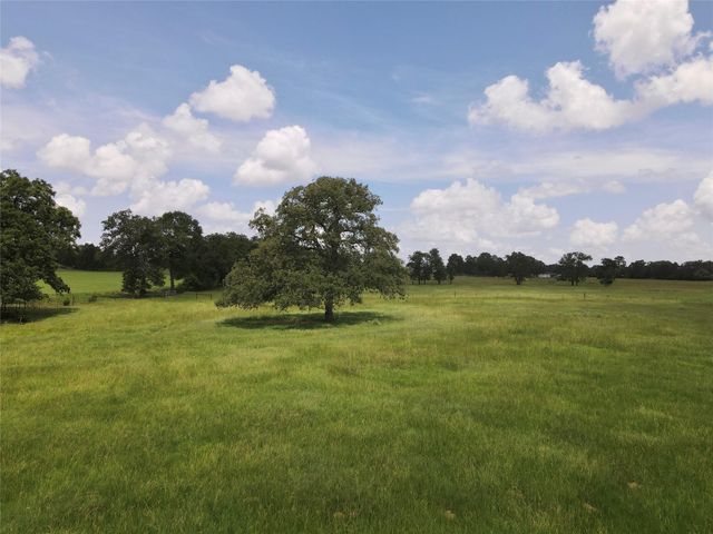 11009 HWY 77 Highway, Lexington, TX 78947