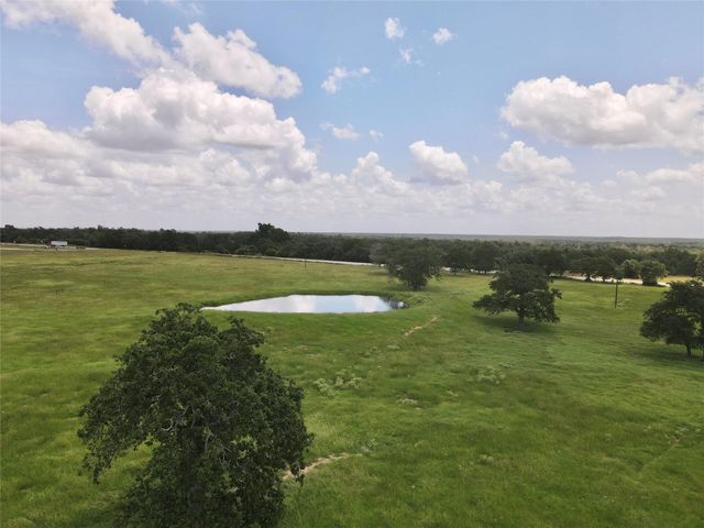 11009 HWY 77 Highway, Lexington, TX 78947