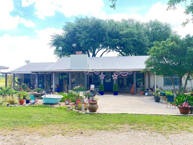 11009 HWY 77 Highway, Lexington, TX 78947