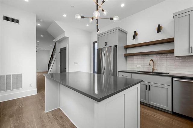 255 High Street, Fayetteville, GA 30214