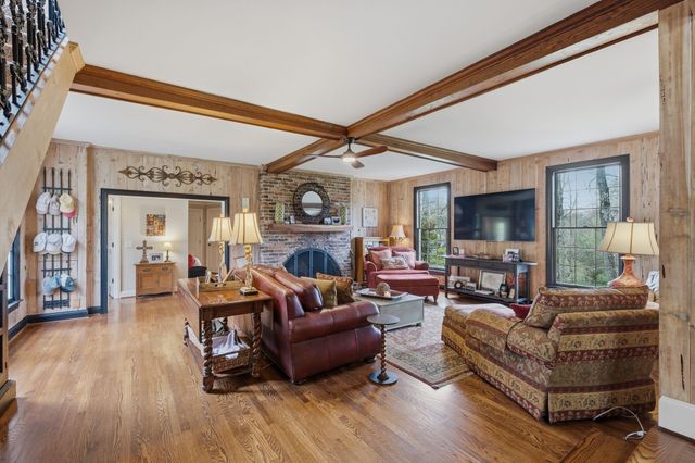 674 Hill Rd, Brentwood, TN 37027