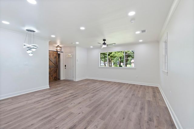 9305 Hwy 365 S, Little Rock, AR 72206