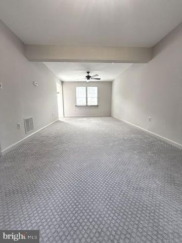 3178 VANDERBILT CT, Woodbridge, VA 22192