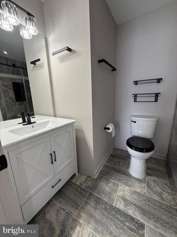 3178 VANDERBILT CT, Woodbridge, VA 22192