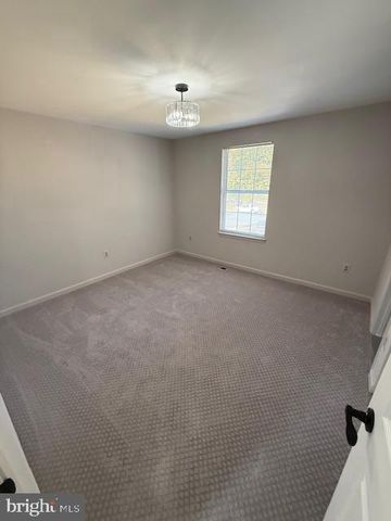 3178 VANDERBILT CT, Woodbridge, VA 22192