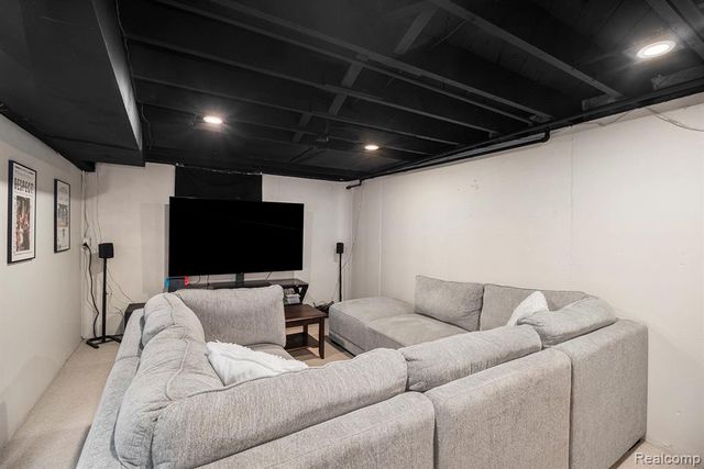 3522 Elmhurst Avenue, Royal Oak, MI 48073