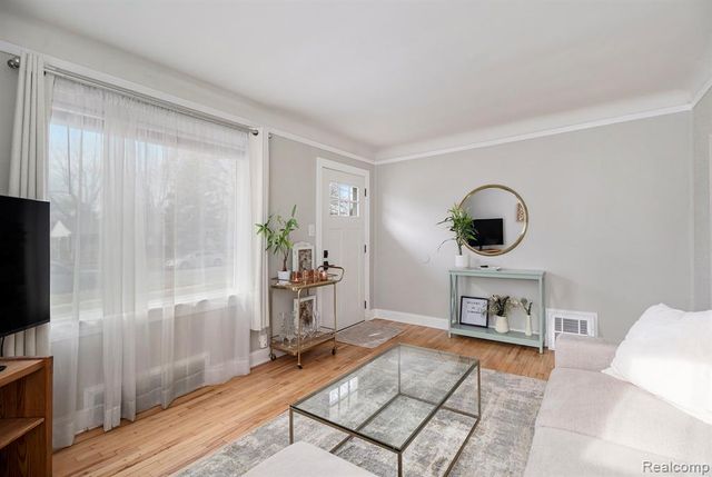 3522 Elmhurst Avenue, Royal Oak, MI 48073