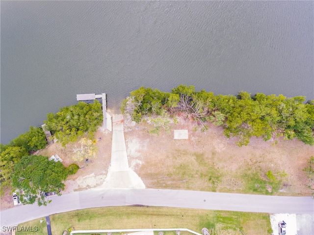 94 3rd ST, Bonita Springs, FL 34134