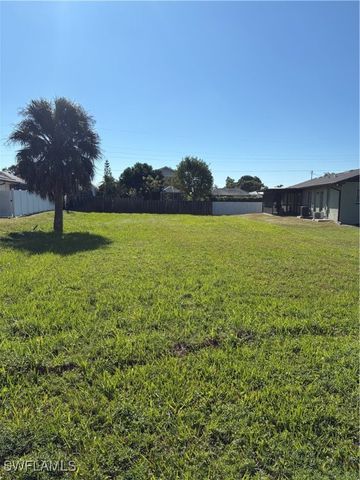 94 3rd ST, Bonita Springs, FL 34134