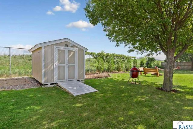 100 Tattler Lane, Mankato, MN 56001