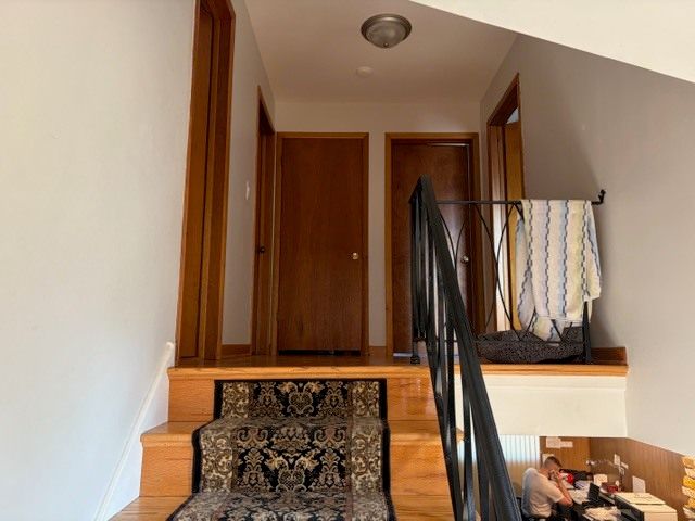 720 N BROADWAY Avenue, Park Ridge, IL 60068