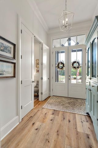 12 Pinehill, Hattiesburg, MS 39402