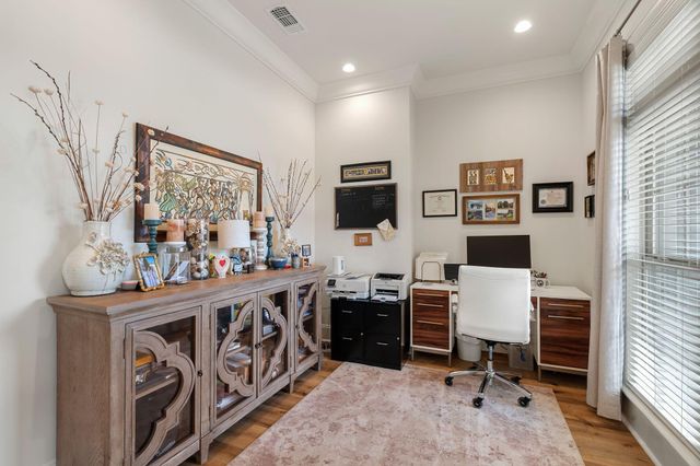 12 Pinehill, Hattiesburg, MS 39402