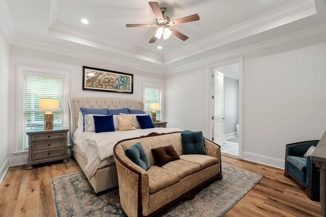 12 Pinehill, Hattiesburg, MS 39402