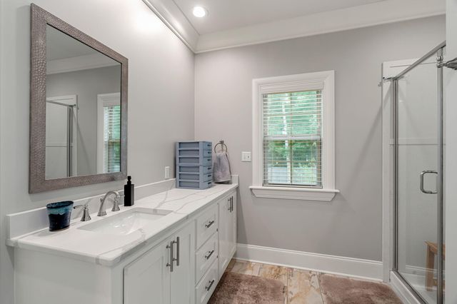 12 Pinehill, Hattiesburg, MS 39402