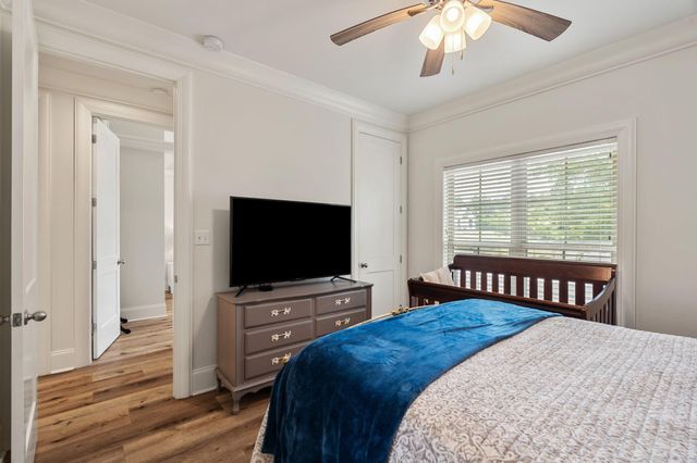 12 Pinehill, Hattiesburg, MS 39402