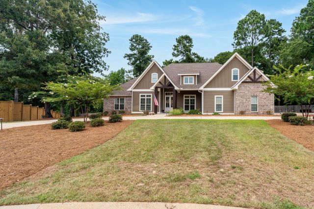 12 Pinehill, Hattiesburg, MS 39402