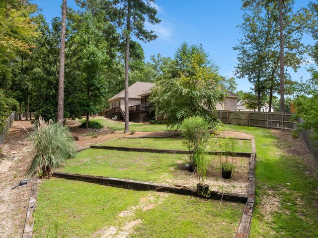 12 Pinehill, Hattiesburg, MS 39402
