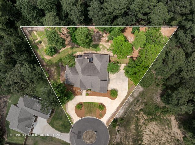 12 Pinehill, Hattiesburg, MS 39402