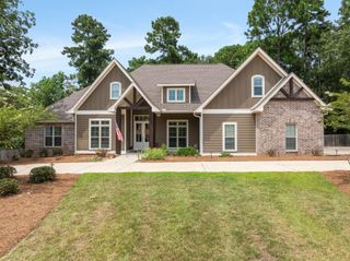 12 Pinehill, Hattiesburg, MS 39402