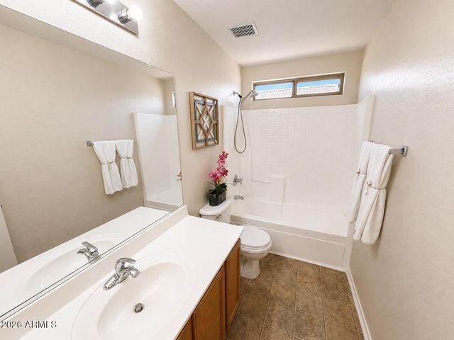 5158 W SHAW BUTTE Drive, Glendale, AZ 85304