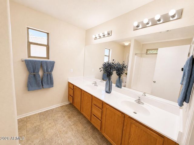 5158 W SHAW BUTTE Drive, Glendale, AZ 85304