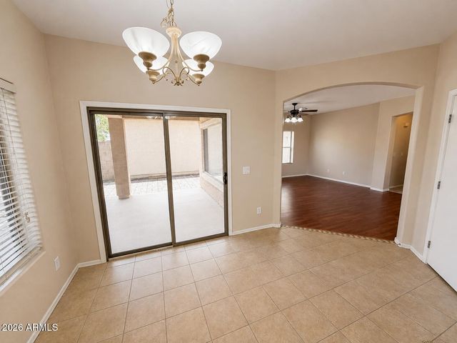 5158 W SHAW BUTTE Drive, Glendale, AZ 85304
