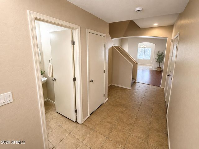 5158 W SHAW BUTTE Drive, Glendale, AZ 85304