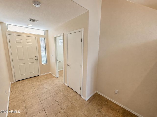 5158 W SHAW BUTTE Drive, Glendale, AZ 85304