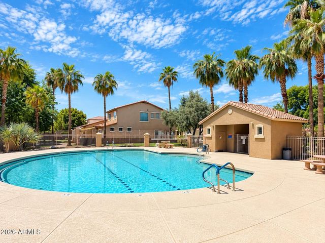5158 W SHAW BUTTE Drive, Glendale, AZ 85304