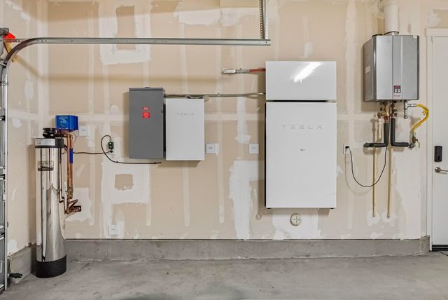 37721 Bay Crest Rd, Newark, CA 94560