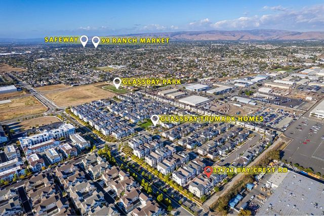 37721 Bay Crest Rd, Newark, CA 94560