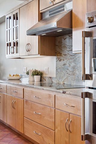 1201 Yale Place 2009, Minneapolis, MN 55403