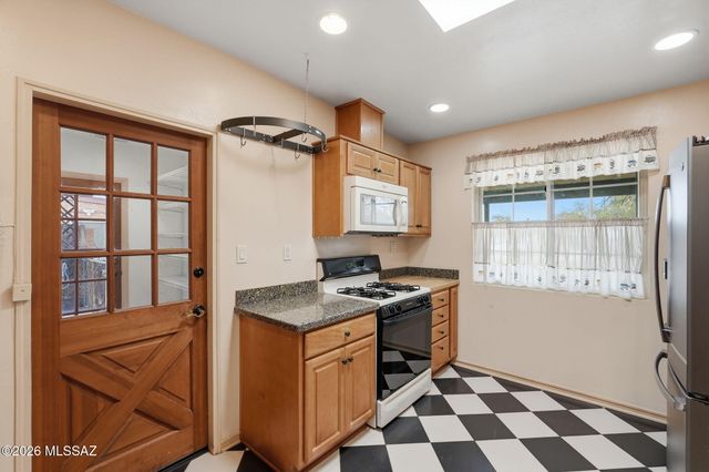 2938 E Beverly Drive, Tucson, AZ 85716