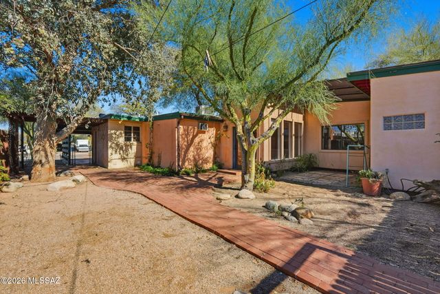 2938 E Beverly Drive, Tucson, AZ 85716