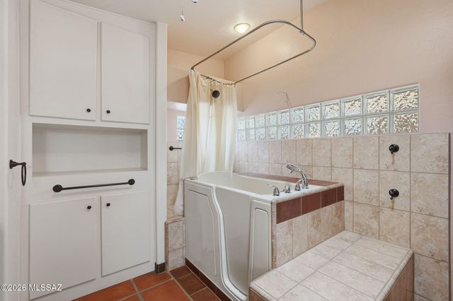 2938 E Beverly Drive, Tucson, AZ 85716