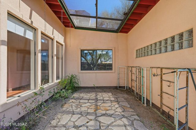 2938 E Beverly Drive, Tucson, AZ 85716