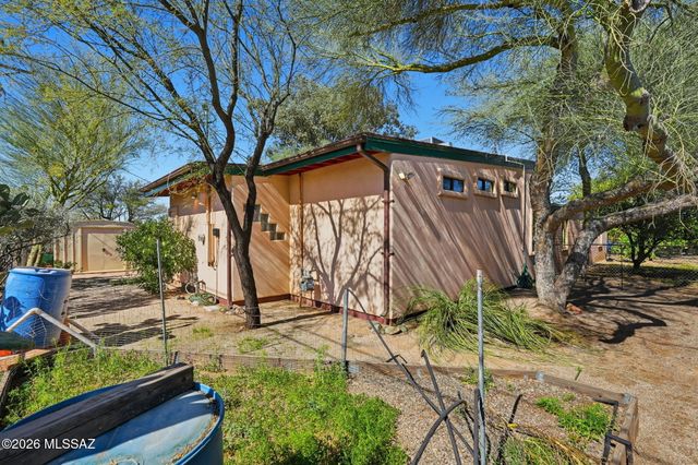 2938 E Beverly Drive, Tucson, AZ 85716