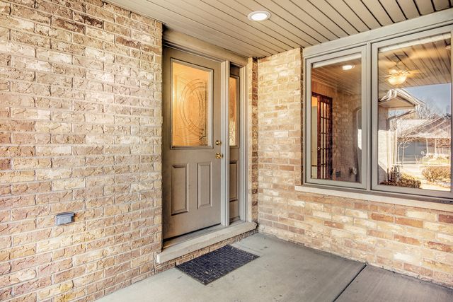 17805 Marley Creek Boulevard, Orland Park, IL 60467