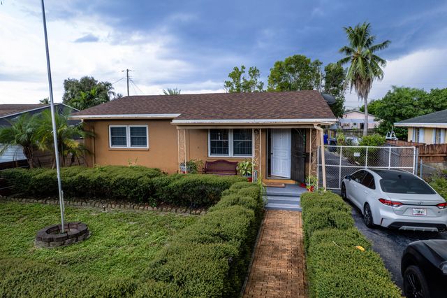 2310 SCOTT Street, Hollywood, FL 33020