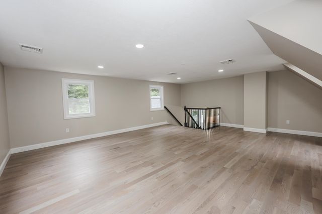 157 Hooksett Road, Auburn, NH 03032