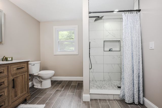 157 Hooksett Road, Auburn, NH 03032