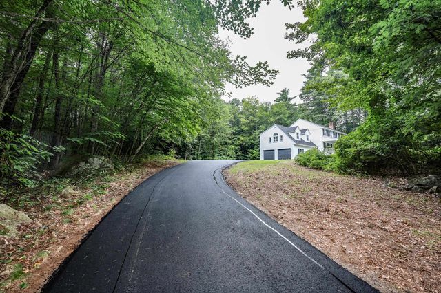 157 Hooksett Road, Auburn, NH 03032