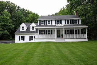 157 Hooksett Road, Auburn, NH 03032