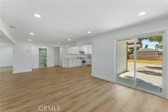 2105 Genevieve, San Bernardino, CA 92405