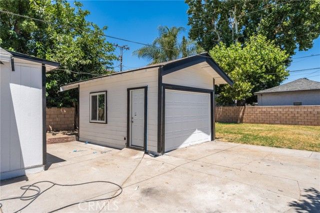 2105 Genevieve, San Bernardino, CA 92405