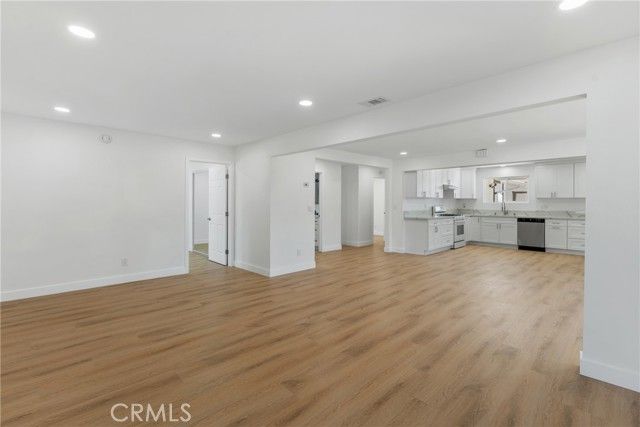 2105 Genevieve, San Bernardino, CA 92405