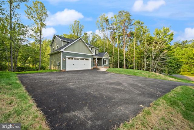 8020 PINNACLE RIDGE DR, Manassas, VA 20112