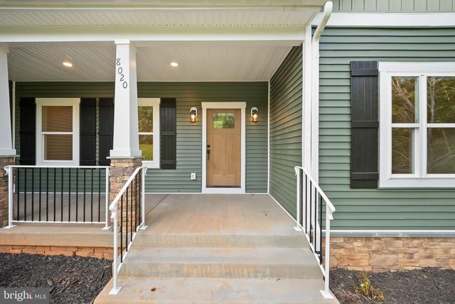 8020 PINNACLE RIDGE DR, Manassas, VA 20112