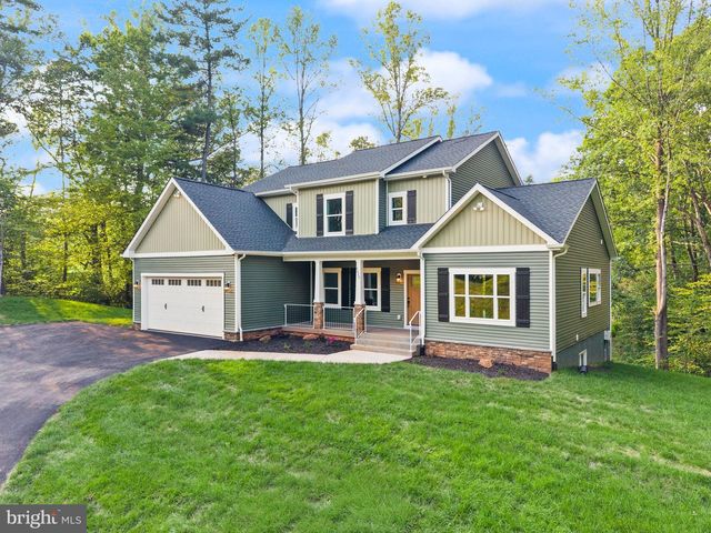 8020 PINNACLE RIDGE DR, Manassas, VA 20112